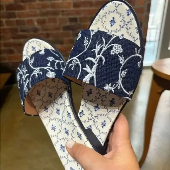 Hill House The City Slide in Navy Embroidery - Blue Floral Mule Sandals sz 41 - Picture 10 of 10
